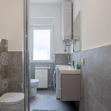 Fibra Superfast Politeama Rossetti Modern Appartement