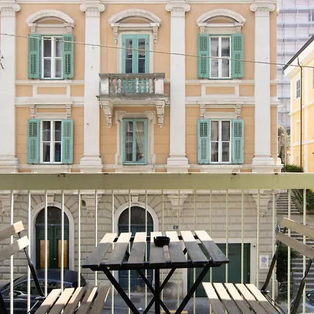 Appartement Fibra Superfast Politeama Rossetti Modern Triëst